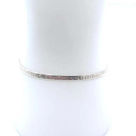925 Sterling Silver Herringbone Chain Bracelet Spring Ring Closure Italy VTG 3g - Picture 1 of 5